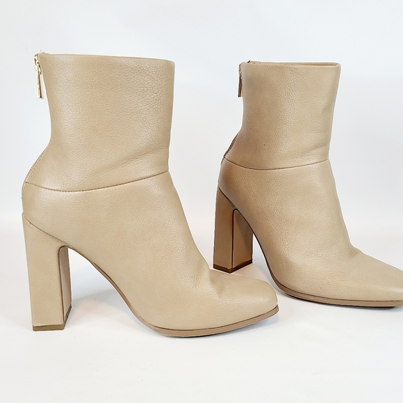 Just Fab Stacked Heel Ankle Boots Zip Size 5.5 - Picture 5 of 9